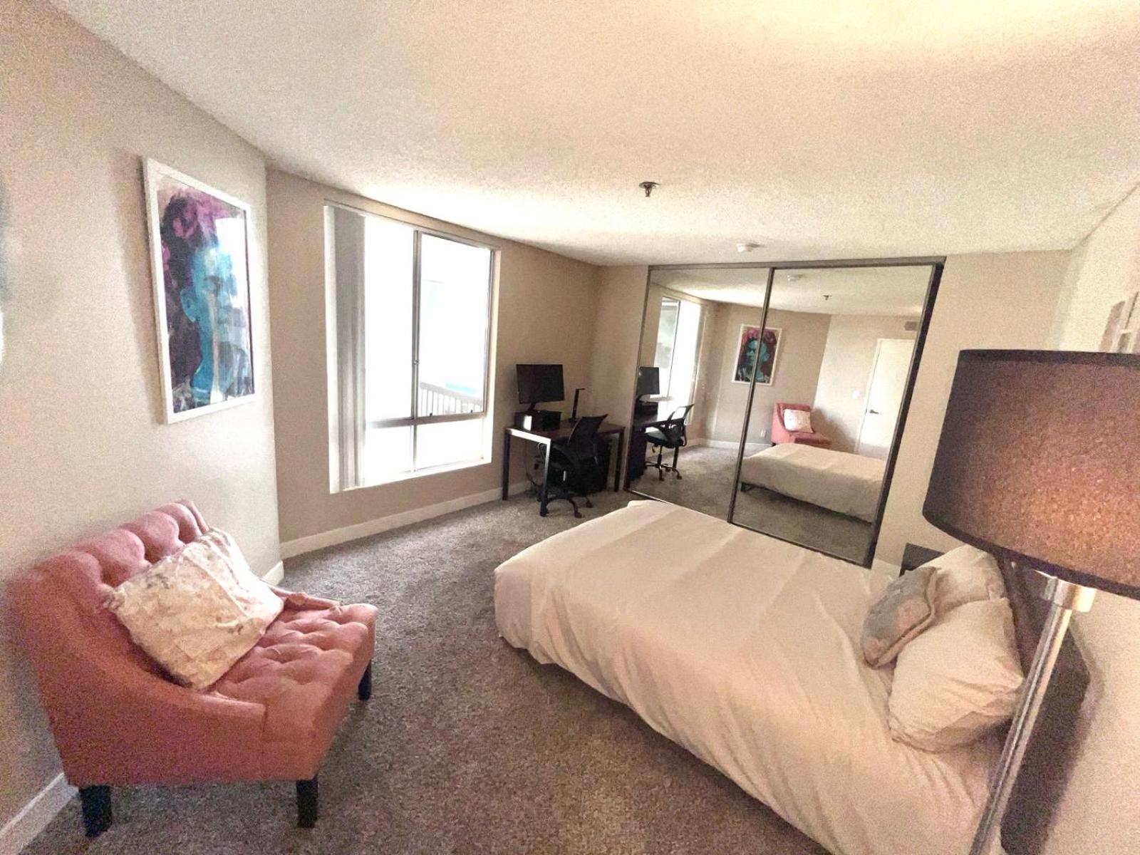 Hollywood Two Bedroom & Free Two Parking Spots Apartment Los Angeles Exterior photo